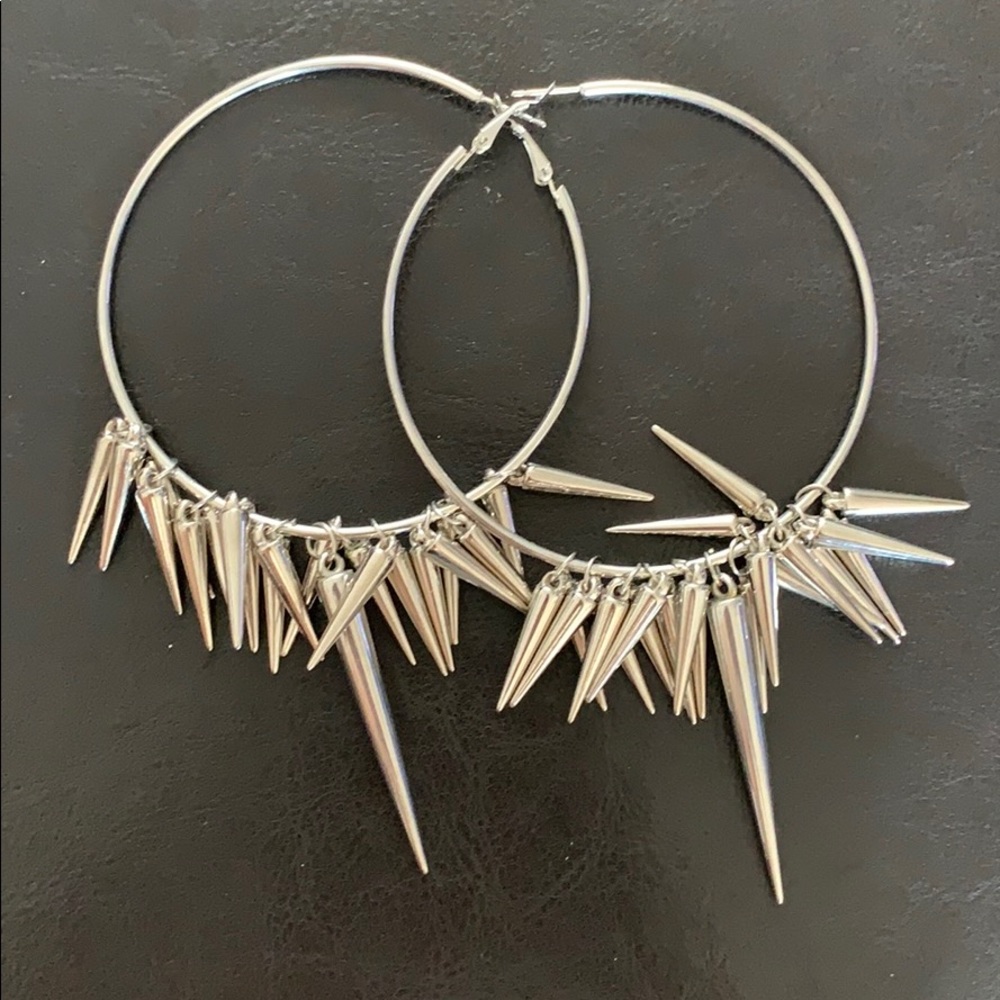 Spike Hoop earring - Picture 4 of 6